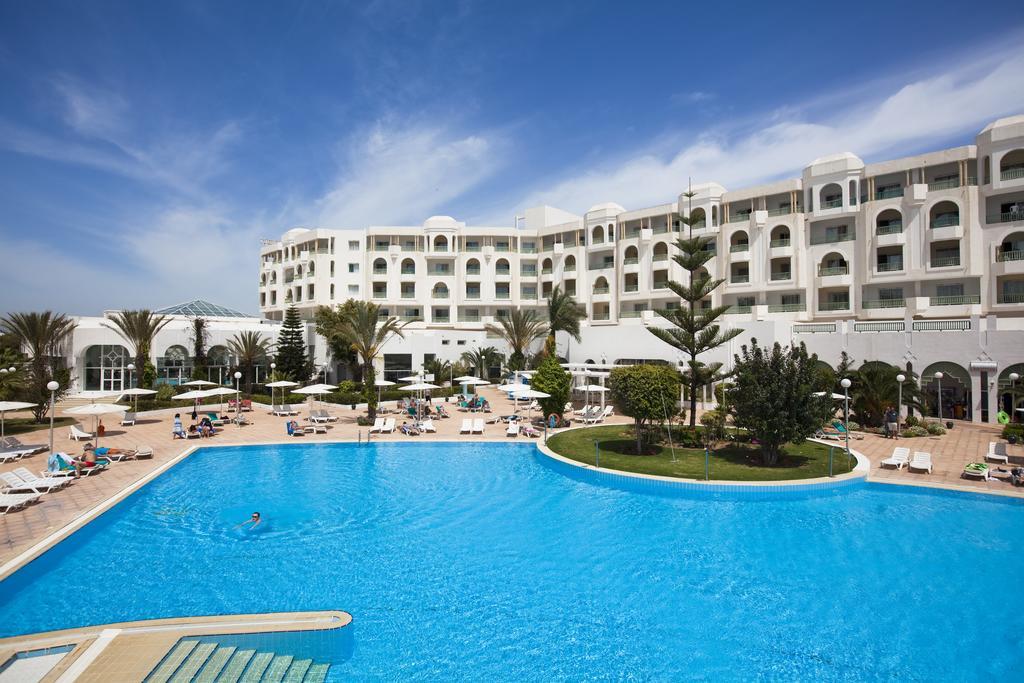 Hotel El Mouradi